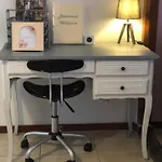 Les Acacias Apartment *