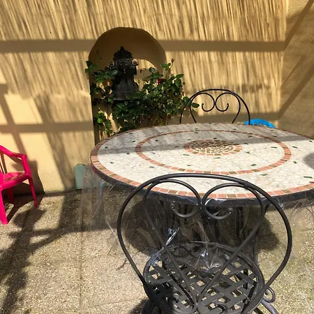 Les Acacias Appartement *