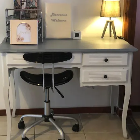 Les Acacias Apartman *