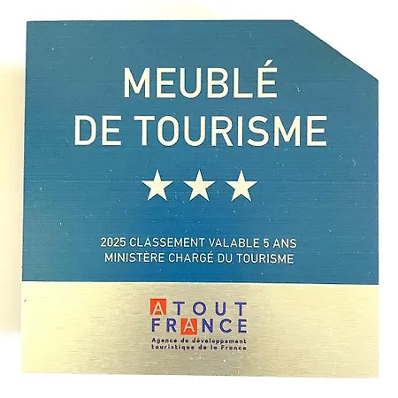 Les Acacias Apartman