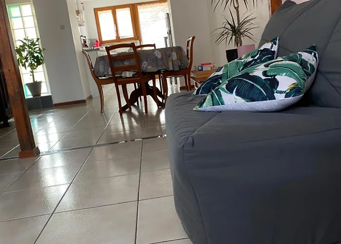 Apartment Les Acacias